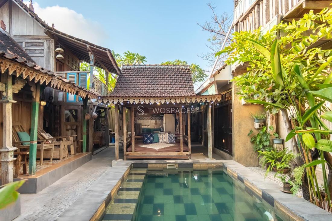 Kayu Beach Villa By Twospaces, Nusa Dua Beach Exterior photo