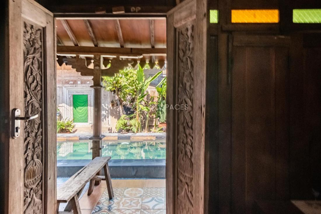 Kayu Beach Villa By Twospaces, Nusa Dua Beach Exterior photo